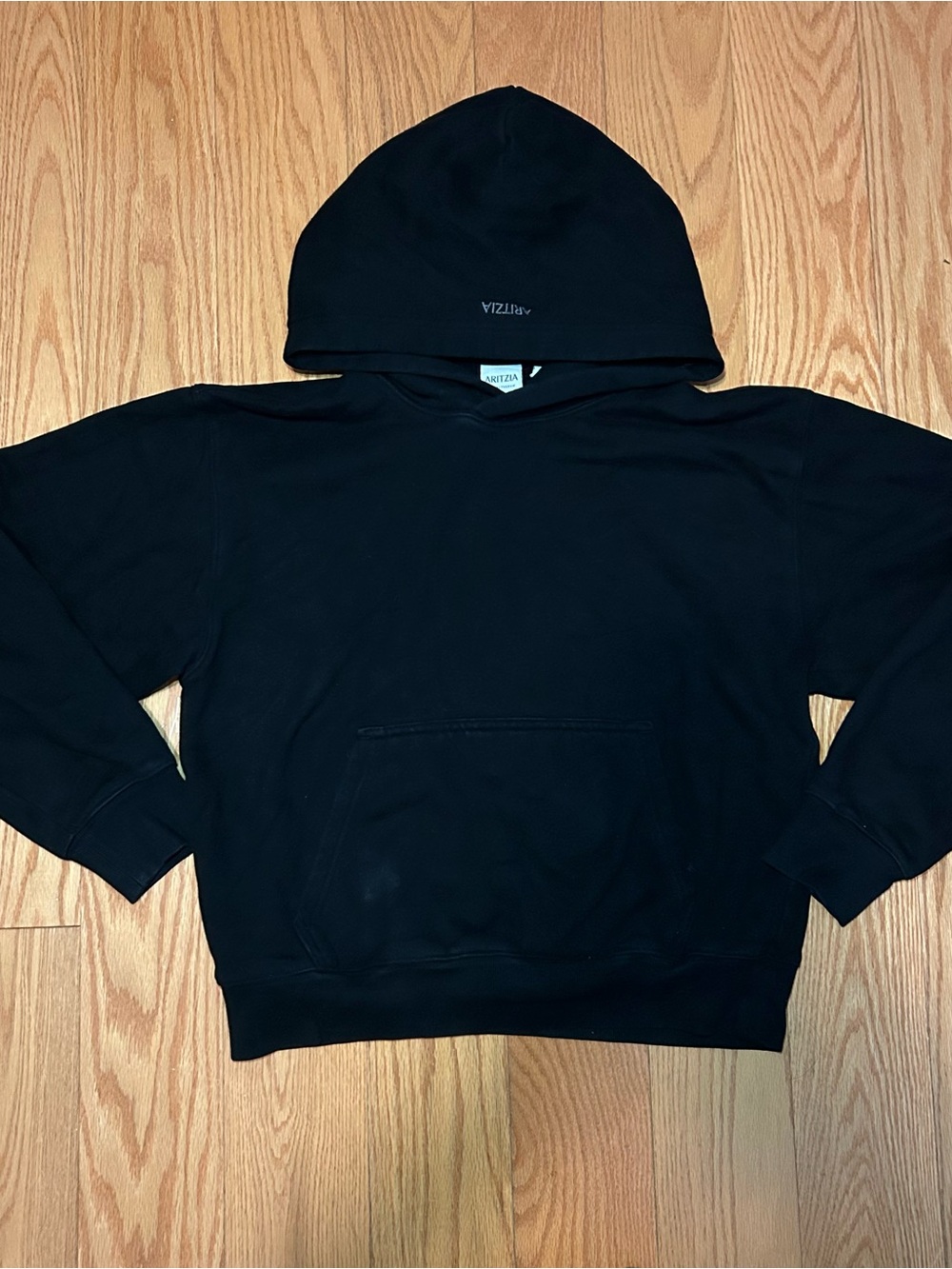 Aritzia Black Hooded Pullover Sweatshirt